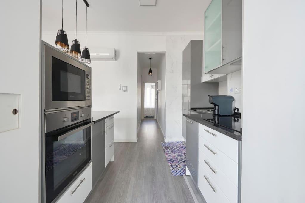 New 3 Bedroom Flat With River On Sight @Alameda Lisbon Exterior photo