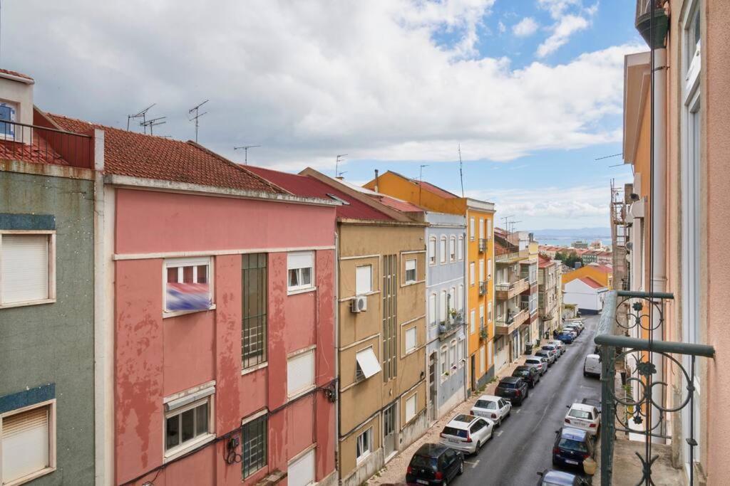 New 3 Bedroom Flat With River On Sight @Alameda Lisbon Exterior photo
