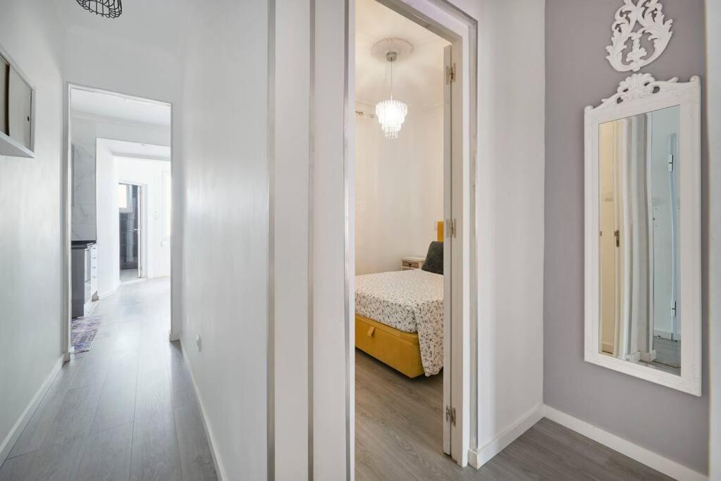 New 3 Bedroom Flat With River On Sight @Alameda Lisbon Exterior photo